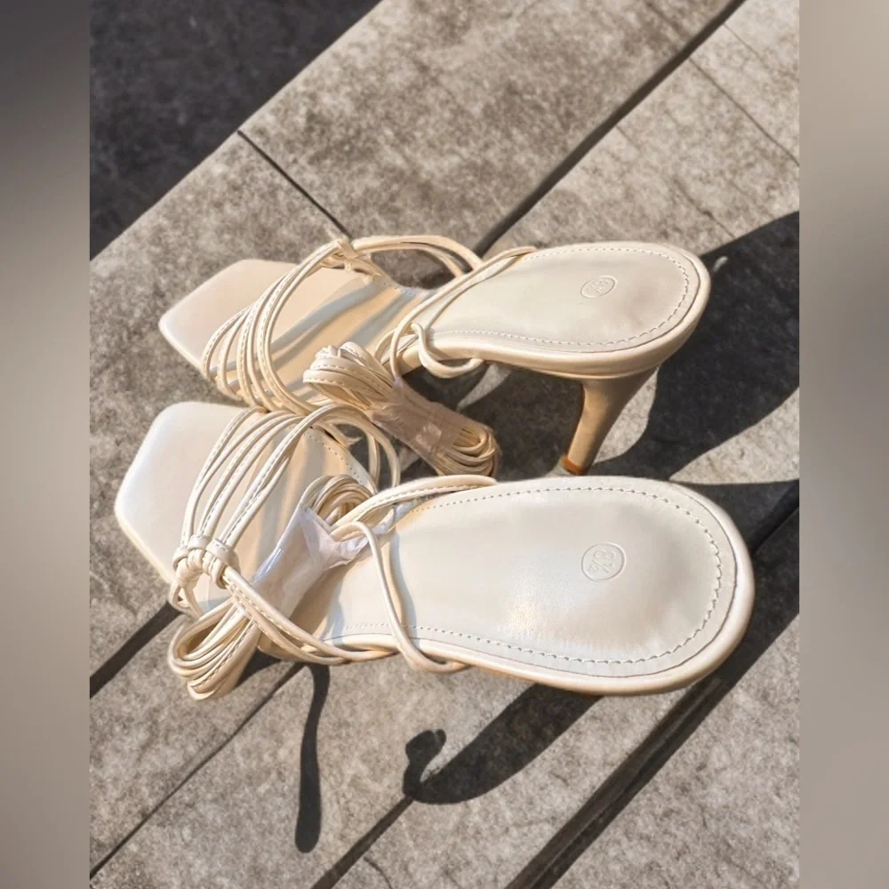 NEW Women’s Strappy Lace Up Heeled Sandals Square Open Toe Stiletto Tan Size 8.5